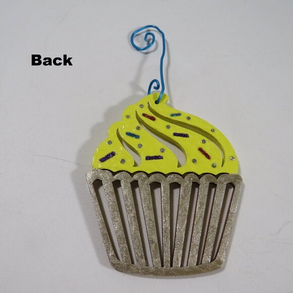 Cupcake Laser Cut Wooden Ornament Hangs DOUBLE SIDED - Picture 2 of 5